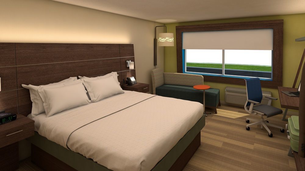 Express & By Ihg 3*