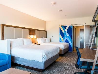 Hotel Express & By Ihg 3*